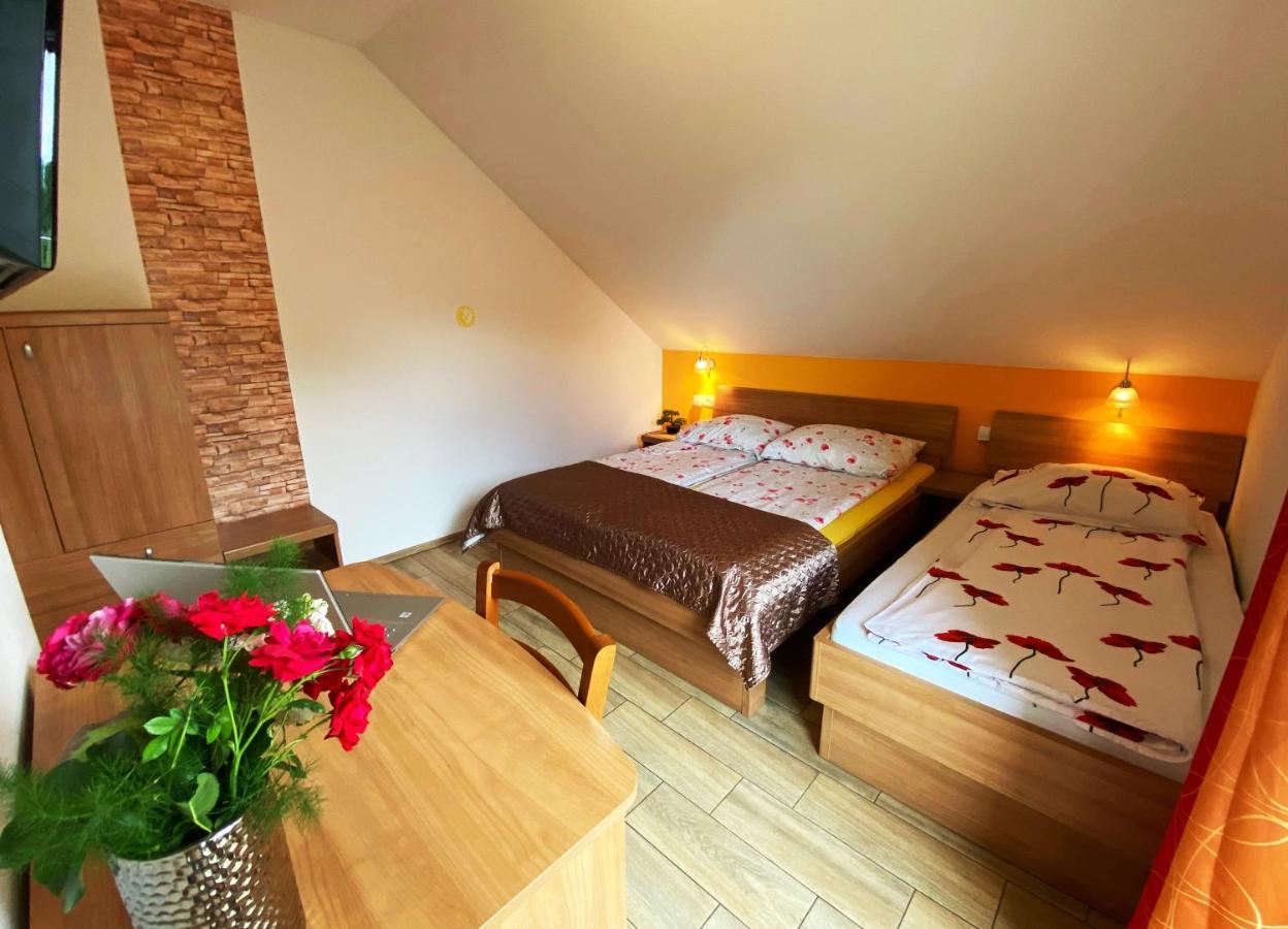 Guesthouse Mesec Zaplana Верхника Экстерьер фото