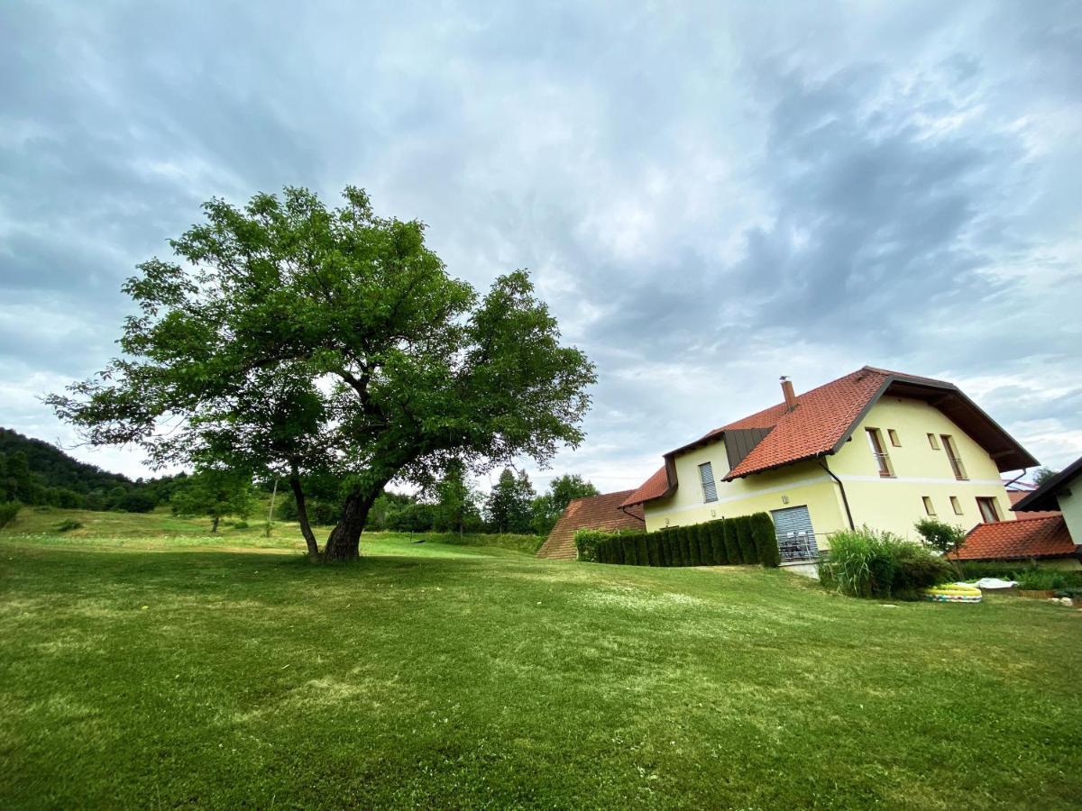 Guesthouse Mesec Zaplana Верхника Экстерьер фото
