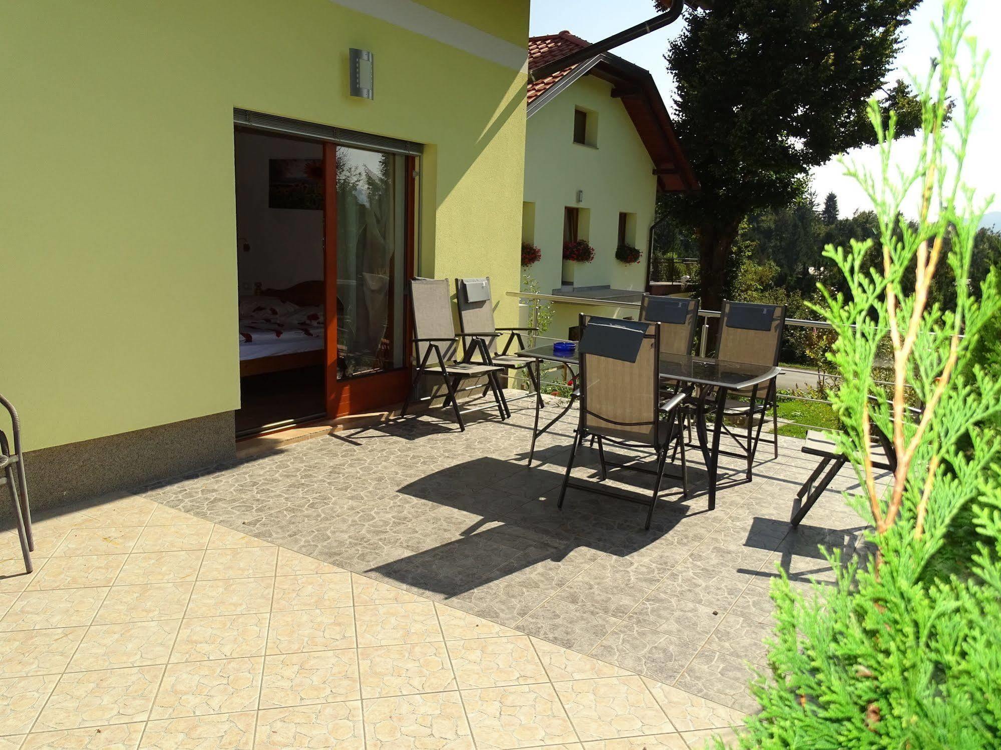 Guesthouse Mesec Zaplana Верхника Экстерьер фото